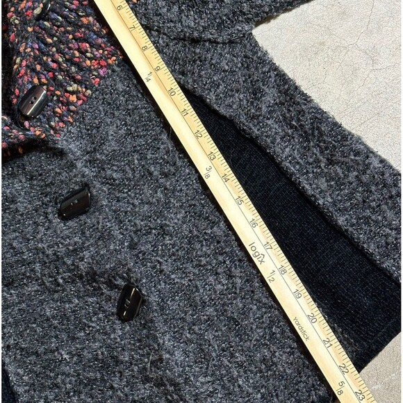 Curio Y2K Shag Boucle Cardigan Sweater Jacket Womens Size Medium Wool Blend - Picture 9 of 9